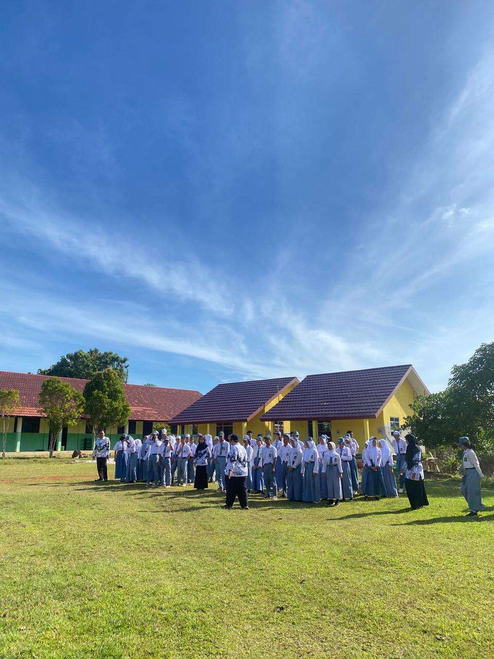 Upacara HGN  SMAN 1 Permata Kecubung Tahun 2025